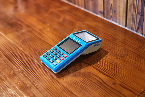 POS機上家關停下級多家平臺分潤，欲轉賣后臺，為自己還債 